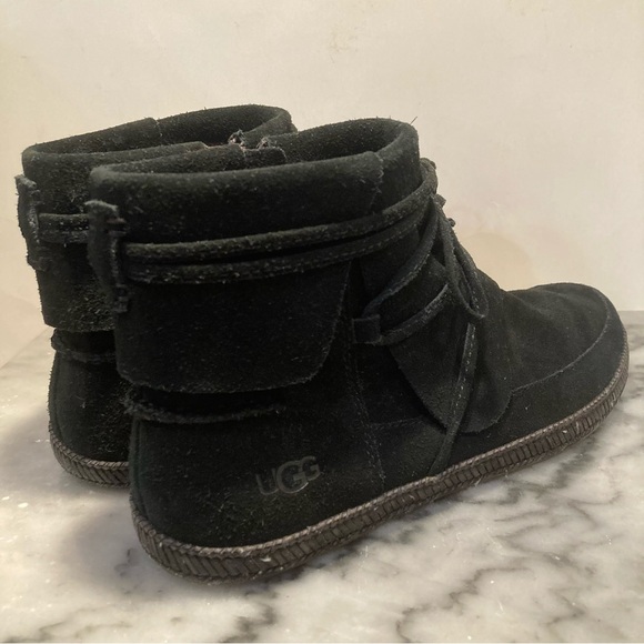 UGG Reid Black Suede Moccasin Booties Women's 8 Narrow Ankle Zip Up Boot - Picture 4 of 14